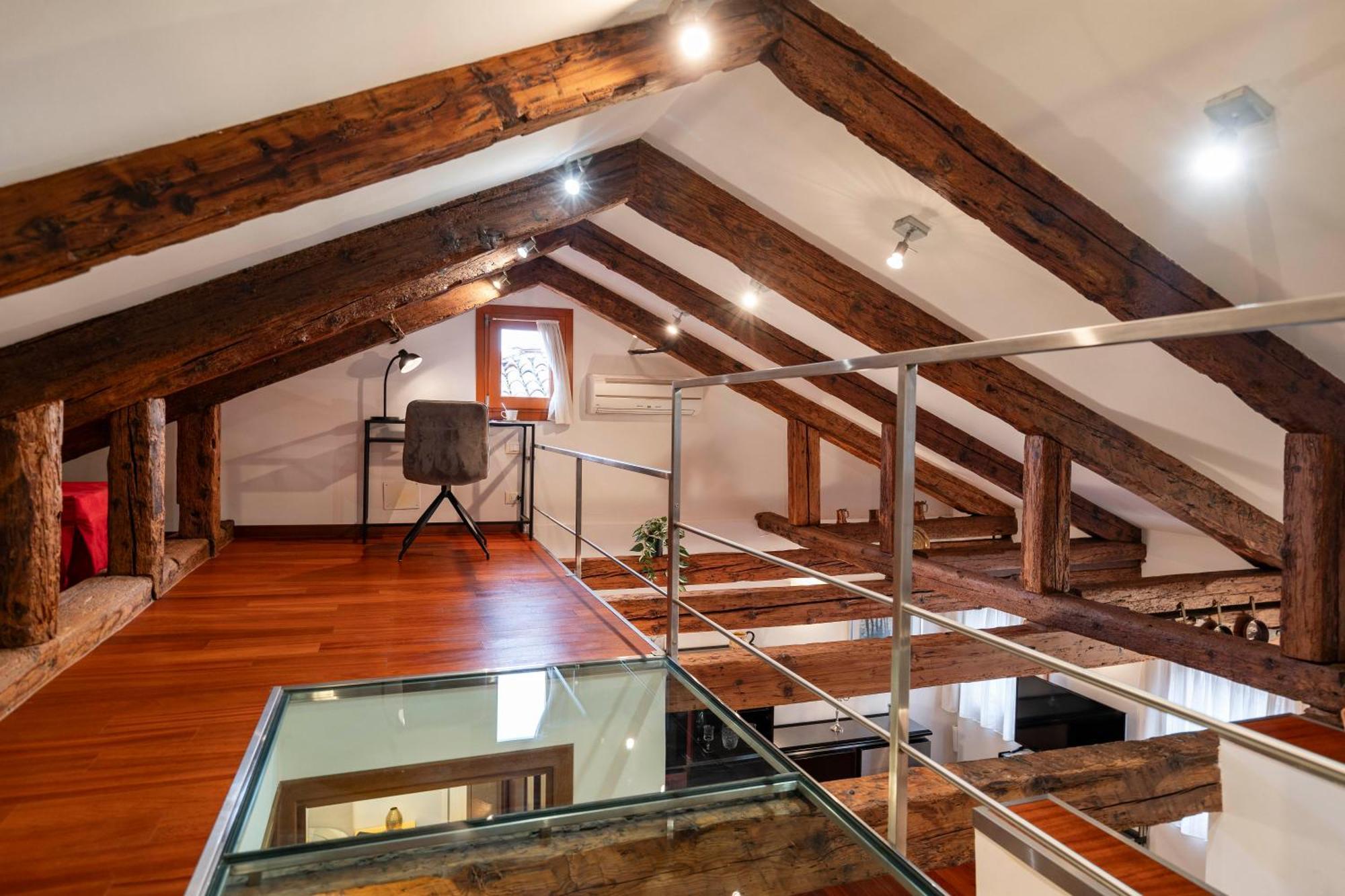 Glass House - Loft 2 Minutes To Rialto Bridge & View Venice Exterior photo