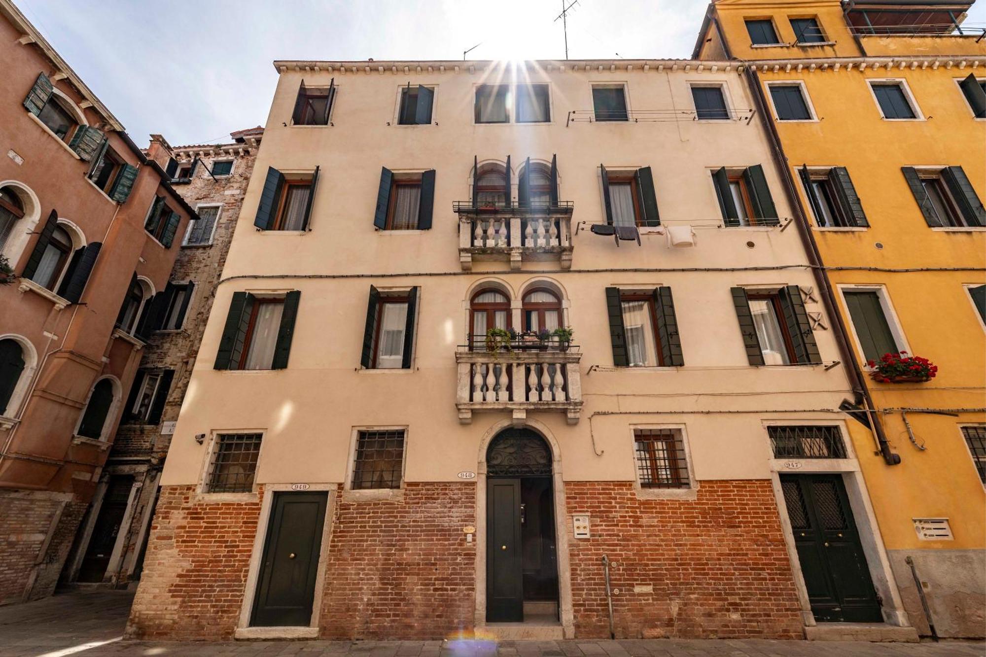 Glass House - Loft 2 Minutes To Rialto Bridge & View Venice Exterior photo